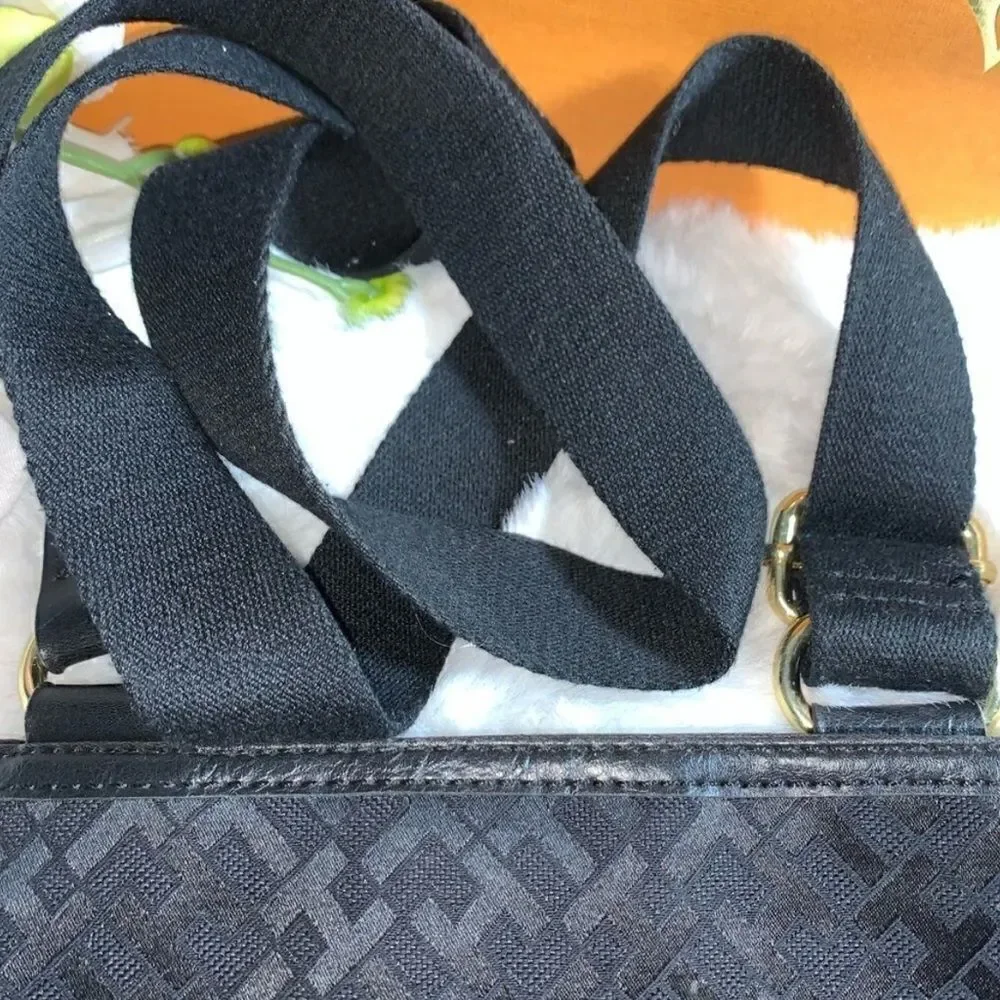 Tommy Hilfiger Black and White Crossbody Bag NWOT